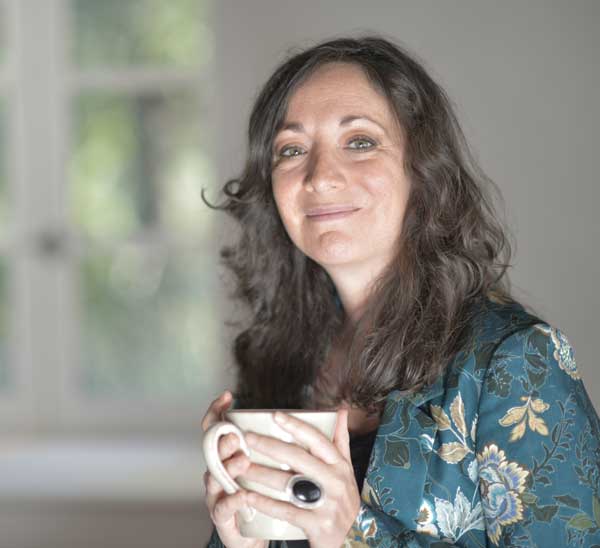 fleursdebach-hypnose-apropos Caroline Pico, conseillère agréée en fleurs de Bach et praticienne en hypnose à Lyon 4 et Tarare